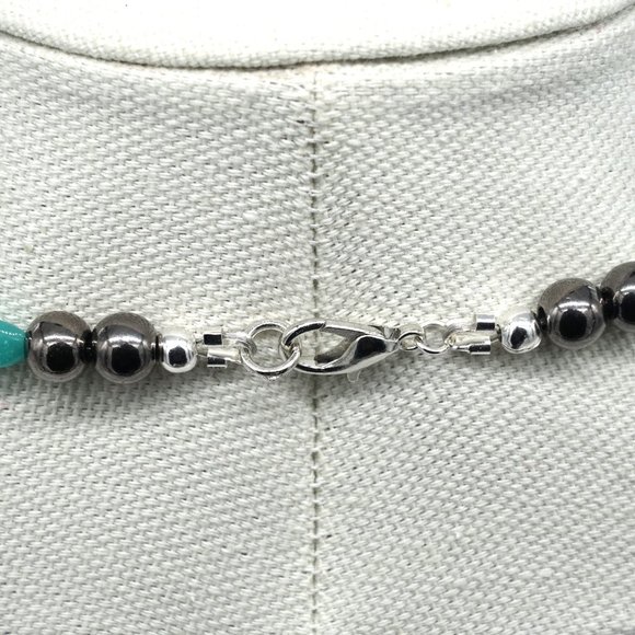 Necklace with Turquoise and Hematite stones. - Picture 5 of 7
